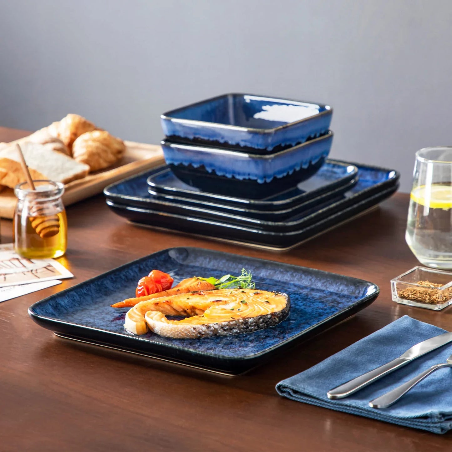 "Color Square" Collection | 12/24/36-piece Dinnerware Set | Blue | Stoneware